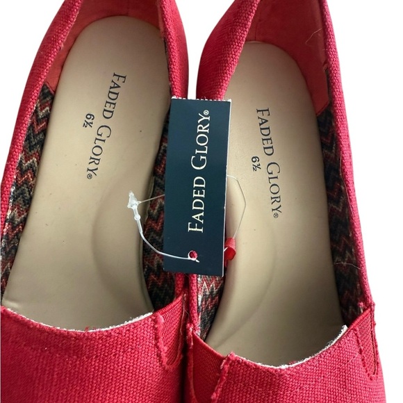 Faded Glory Red Espadrille Wedges | Size 6.5 | New| Peep toe - Picture 5 of 5